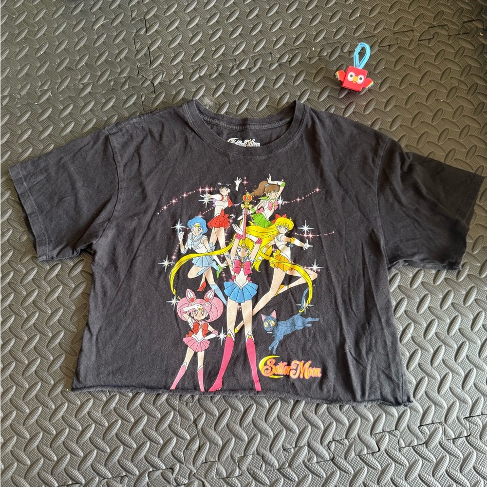 Sailor Moon Graphic Crop Top - Black